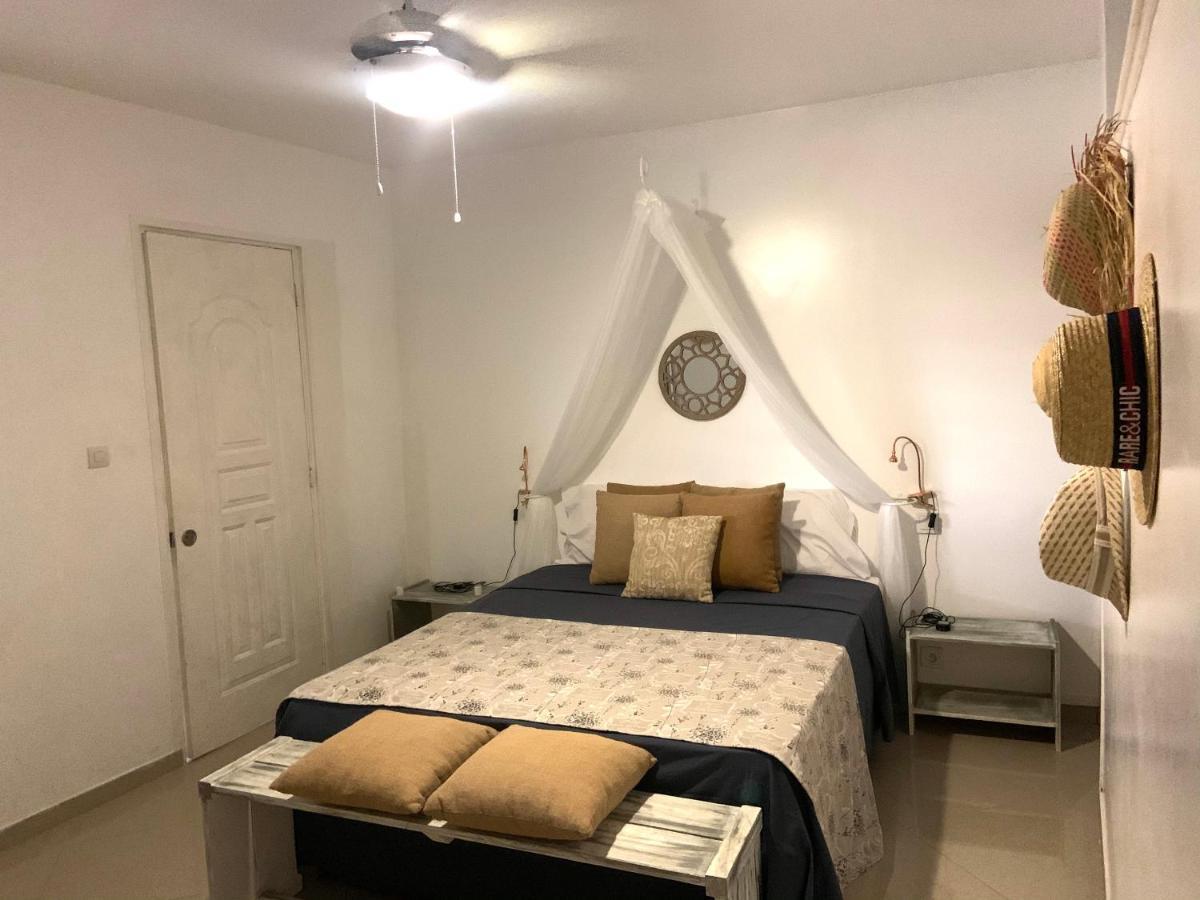 El Monte Azul Bed & Breakfast Las Galeras Luaran gambar